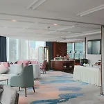 Howard Johnson Huaihai Hotel