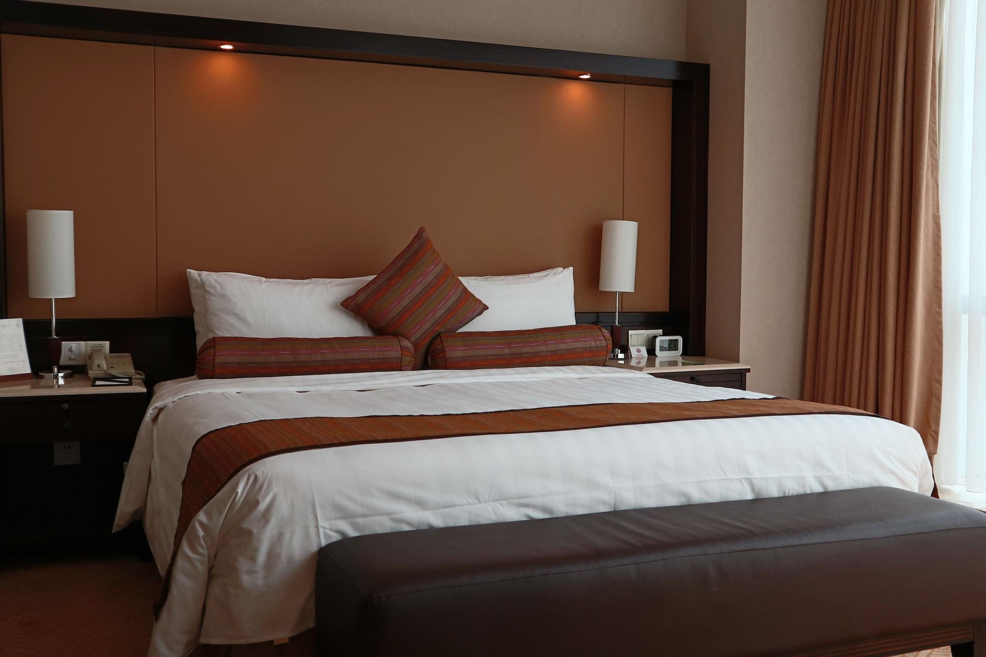 Hotel Howard Johnson Huaihai