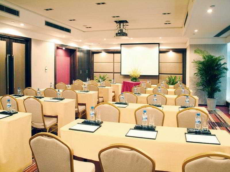 Howard Johnson Huaihai 5* Shanghai