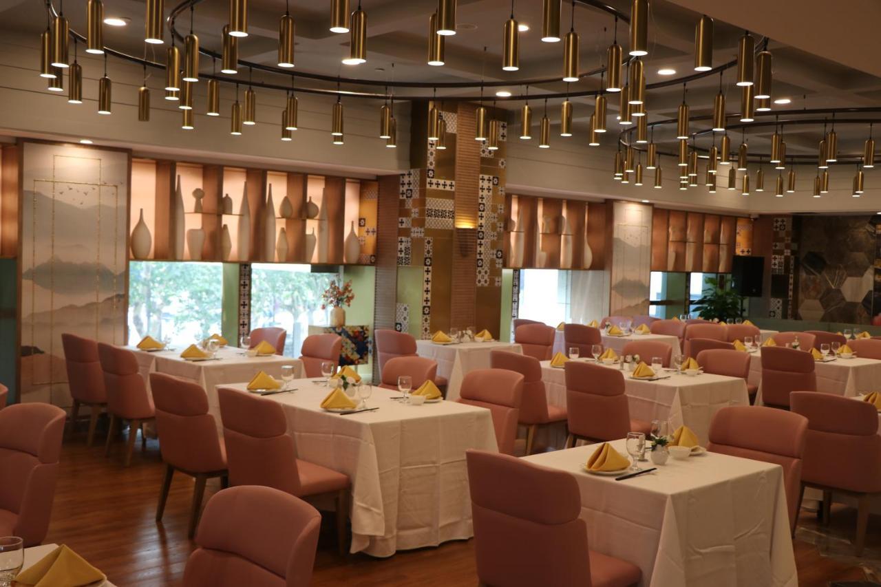 Hotel Howard Johnson Huaihai Shanghai